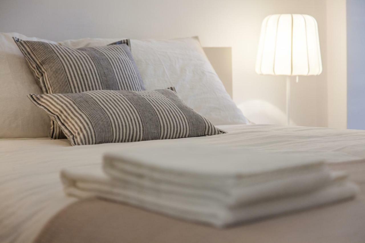 Typical Light Filled Graca Apt W Ac, By Timecooler Lisbon Luaran gambar