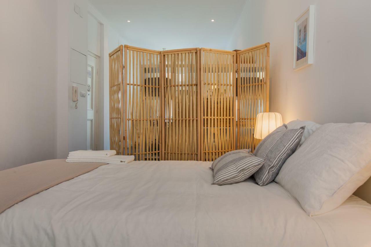 Typical Light Filled Graca Apt W Ac, By Timecooler Lisbon Luaran gambar