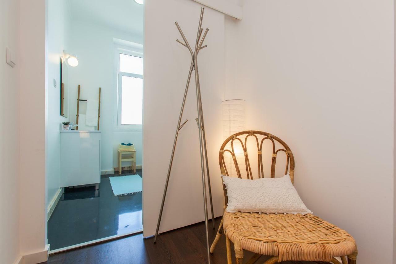 Typical Light Filled Graca Apt W Ac, By Timecooler Lisbon Luaran gambar