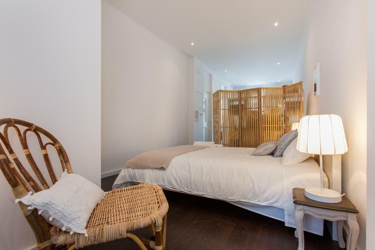 Typical Light Filled Graca Apt W Ac, By Timecooler Lisbon Luaran gambar