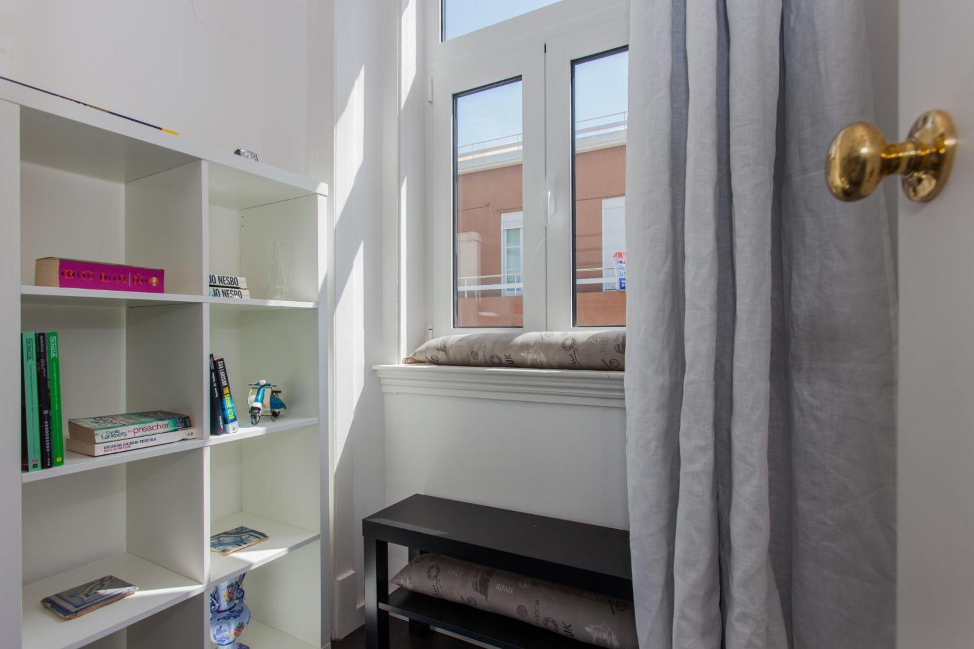 Typical Light Filled Graca Apt W Ac, By Timecooler Lisbon Luaran gambar